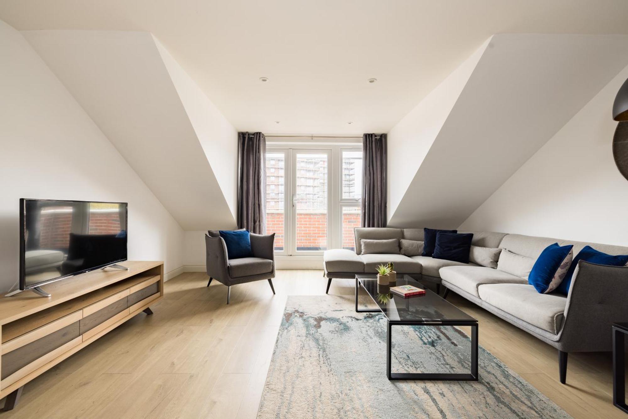 Apartmán Charles Hope Staines Centre Exteriér fotografie